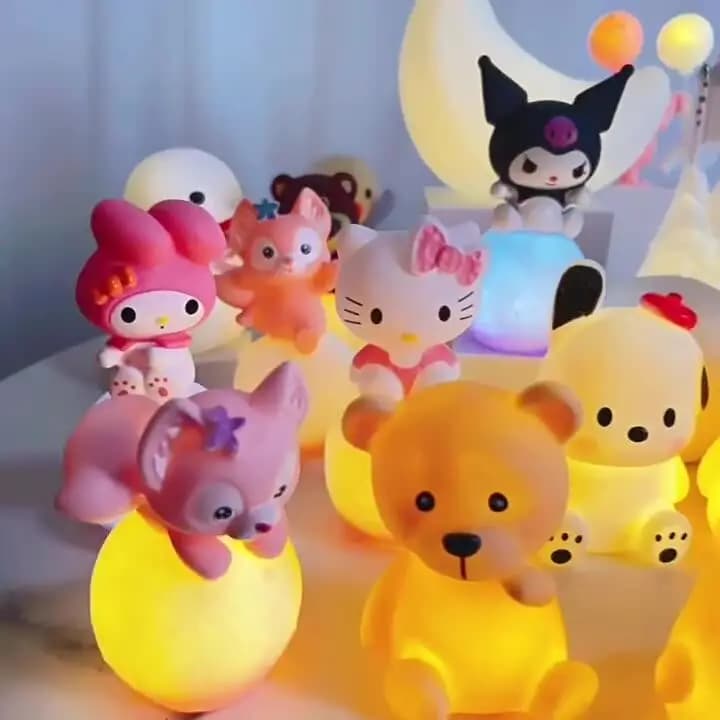 Sanrio Hello Kitty Night Light Luminous Girls Toy Lampada da comodino Anime Cartoon Kuromi Cinnamoroll Simpatici giocattoli regalo di Natale