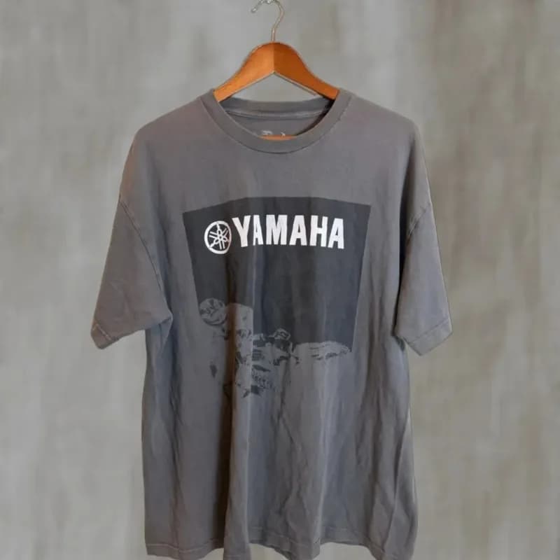T-shirt Estiva 2026 in Cotone con Logo Yamaha Grigio alla Moda a Maniche Corte, Abbigliamento Sportivo per Moto da Uomo e Donna