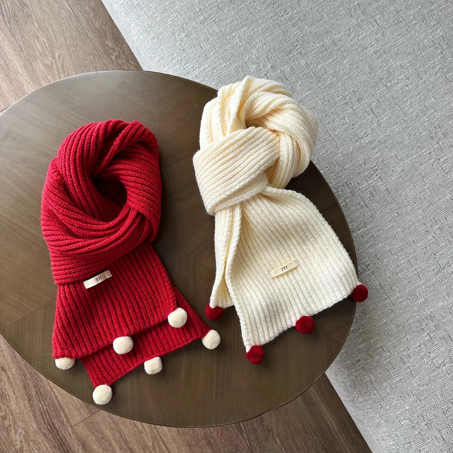 Scialle caldo invernale per bambini Capodanno Natale Sciarpe rosse Ragazze carine Sciarpa lunga lavorata a maglia Bambini Ragazzi Sciarpa morbida pelosa tinta unita