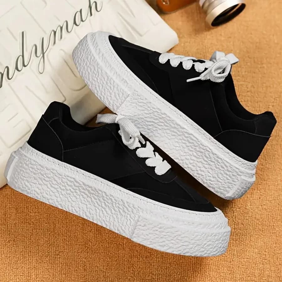 Sneakers con Piattaforma Bianche e Nere, Esclusive Transfrontaliere, Versatili e alla Moda, Scarpe Trendy con Rialzo