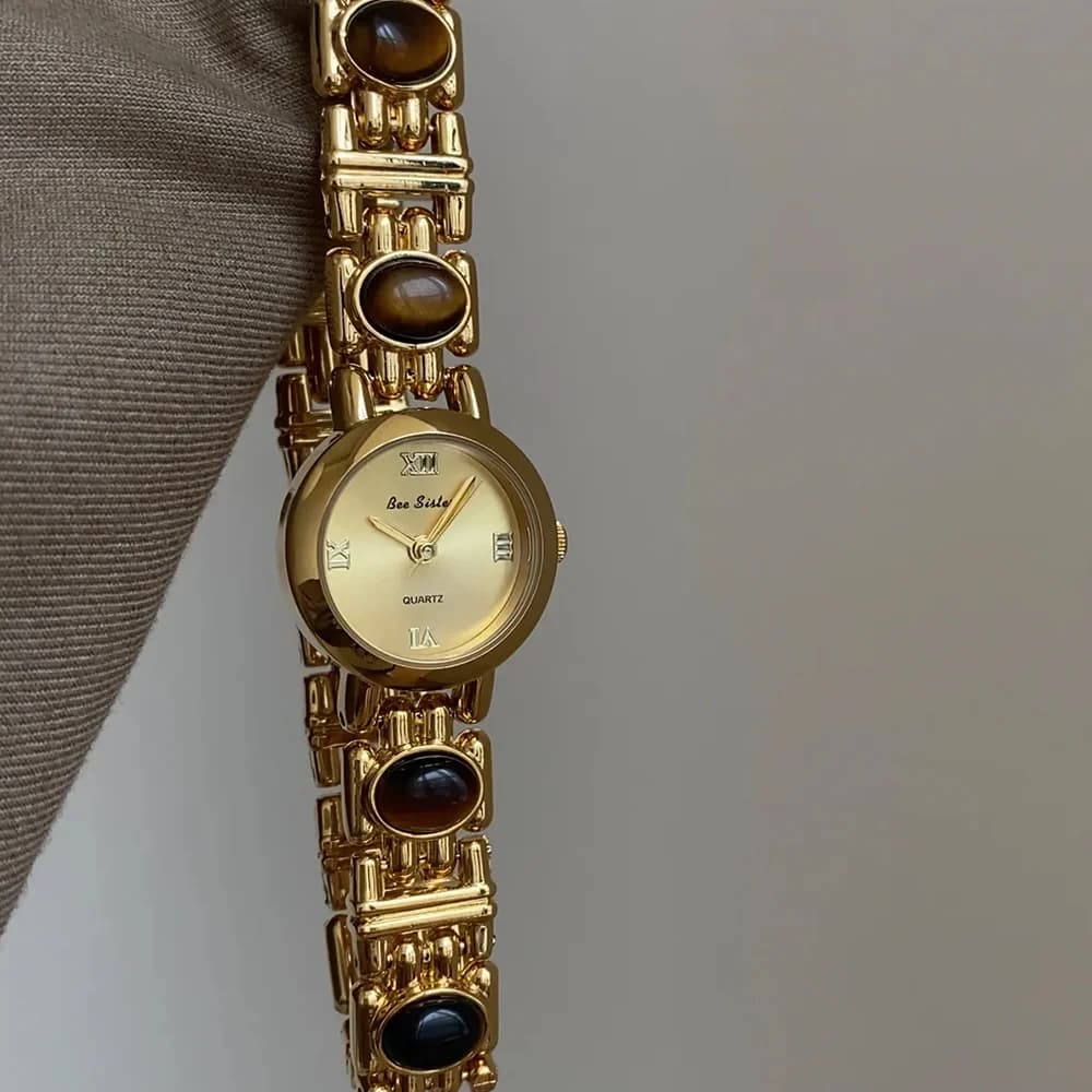 NEW High-end Luxury Gold Watch Waterproof Retro Fashion Inlaid Gemstone Diamond Quartz Watch Women Accessories Gift