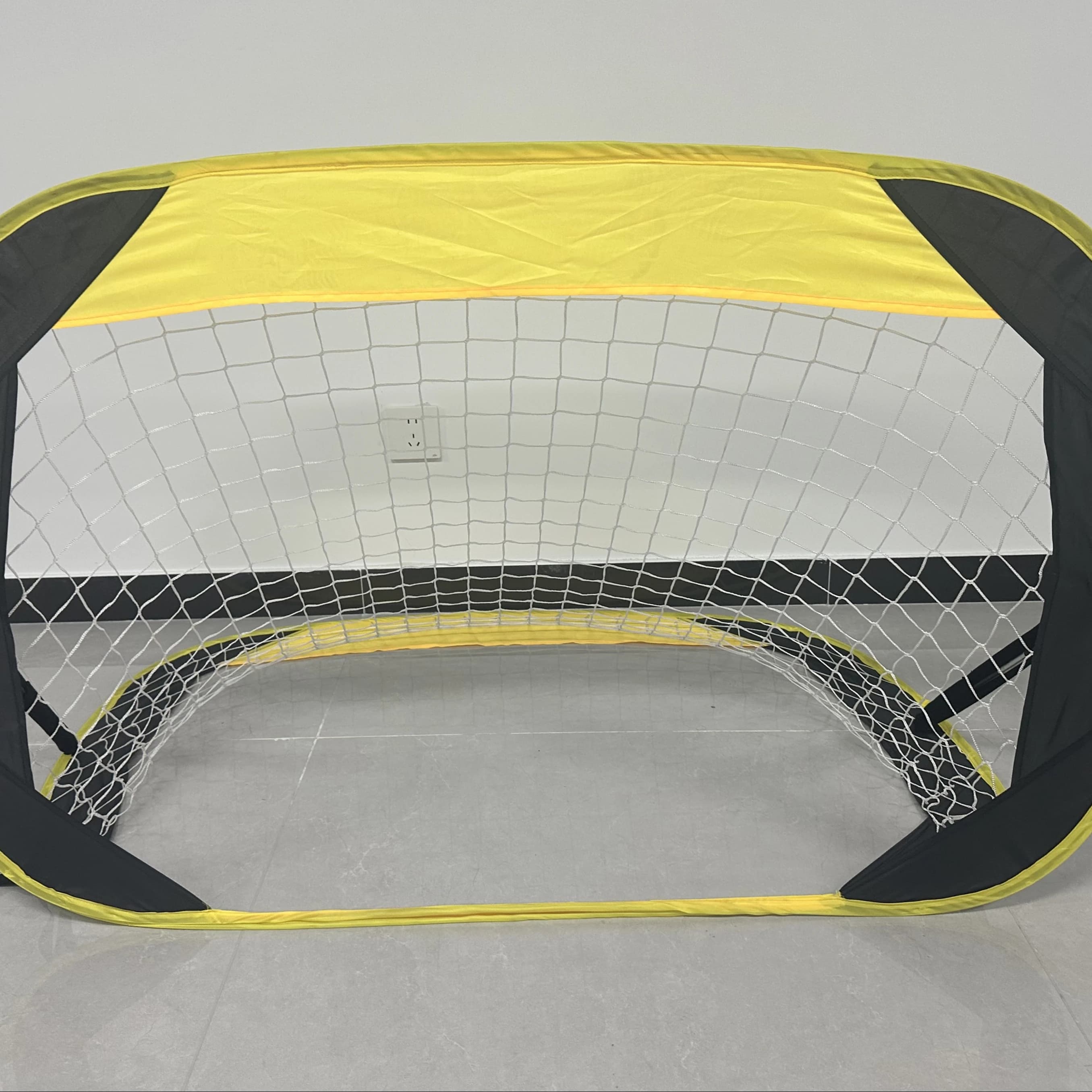 High quality pop-up football door for outdoor/closed training Foldable design for portable football door