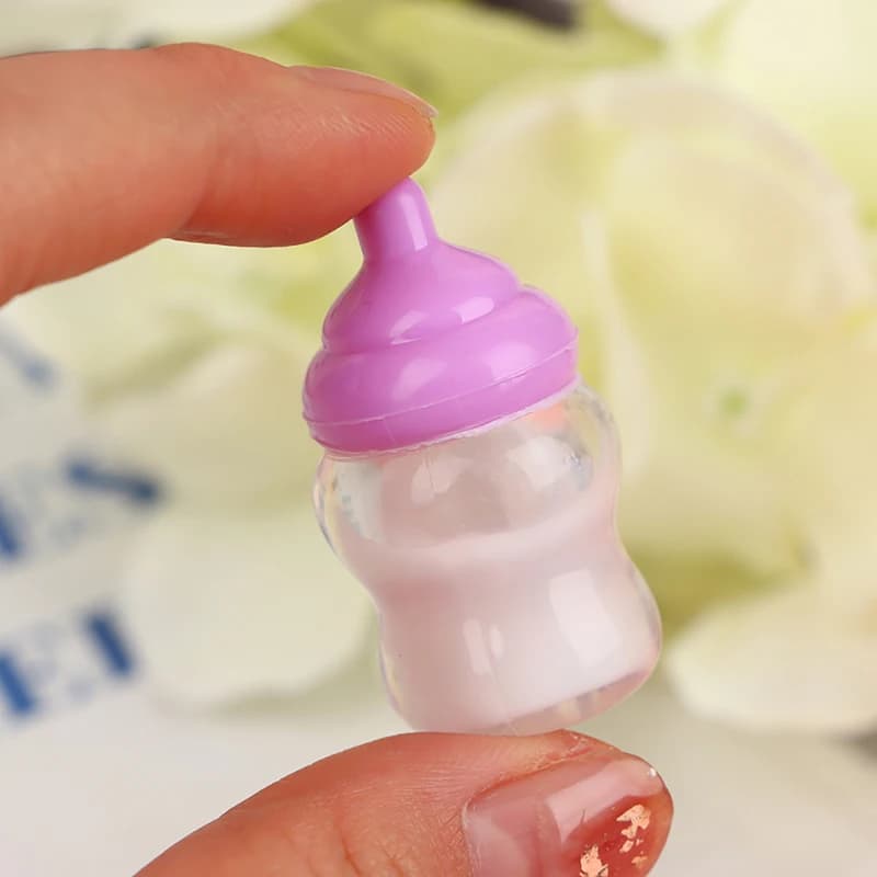 1Pc bambini fingono di giocare a giochi giocattoli Mini capezzolo Baby Doll ciuccio bottiglia per la casa delle bambole alimentazione accessori fai da te colore casuale