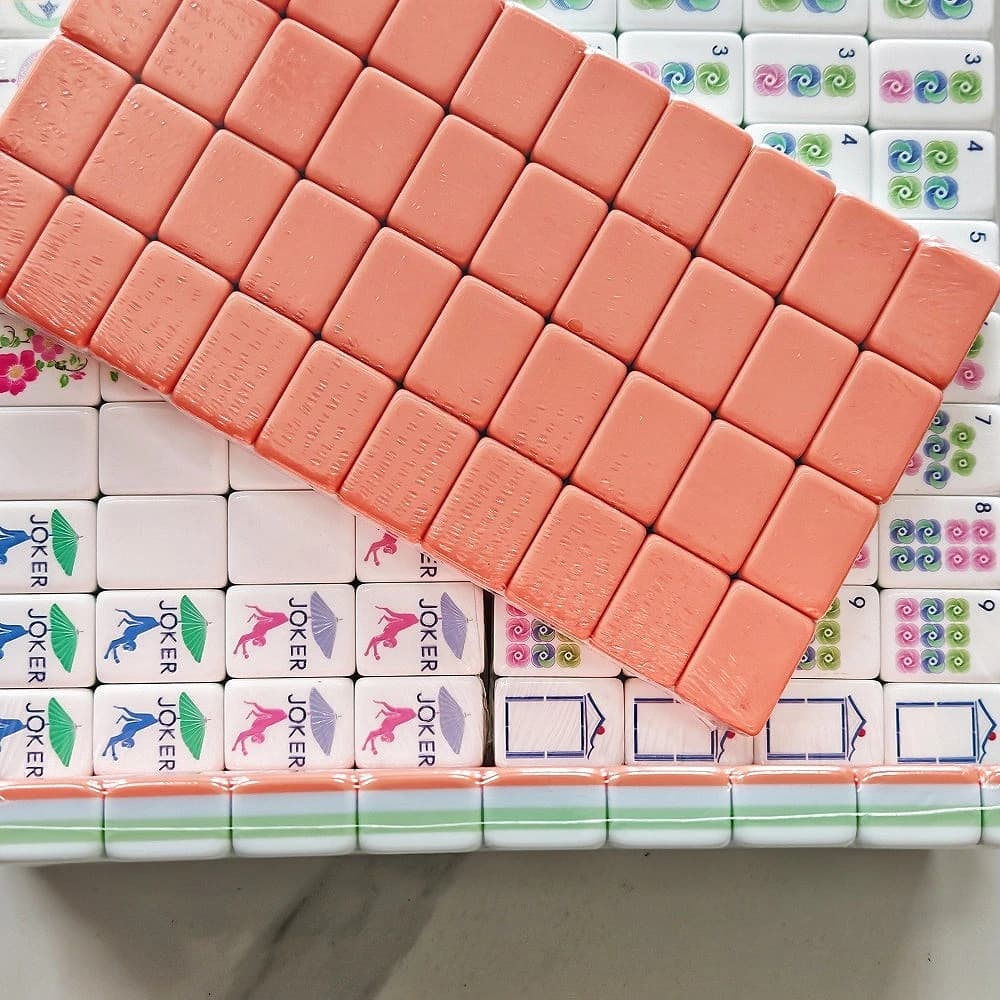 2026 New Custom American Mahjong Set 4-Layer Acrylic Engraved Mahjong Tiles Mah Jongg Travel Game Sets for Indoor Board Games