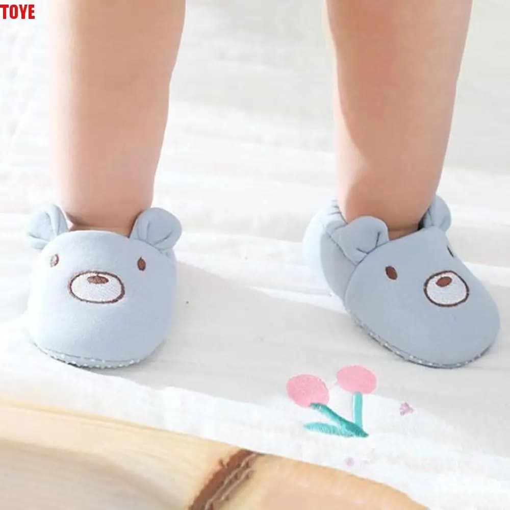 Simpatiche scarpe da bambino in cotone con motivo animale Primi camminatori morbidi per neonati con orecchie Scarpe da culla antiscivolo per neonato