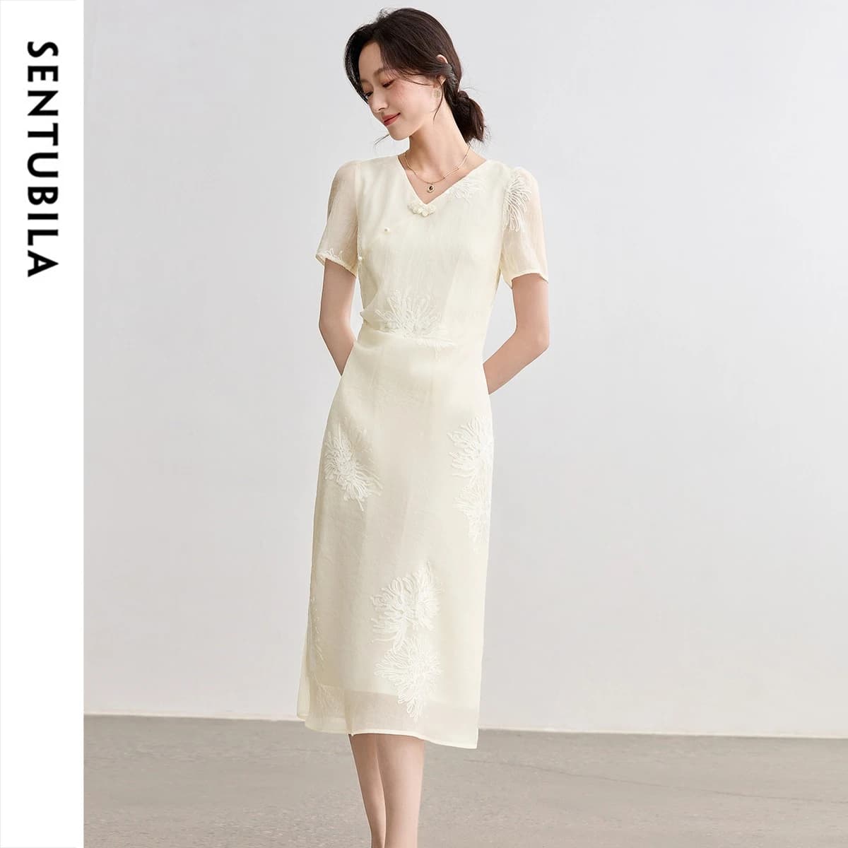 SENTUBILA Short-sleeved Dress Woman 2026 Summer V-Neck Gathered-waist Embroidered Midi Dress Elegant Frog Clasp Q52LI2097