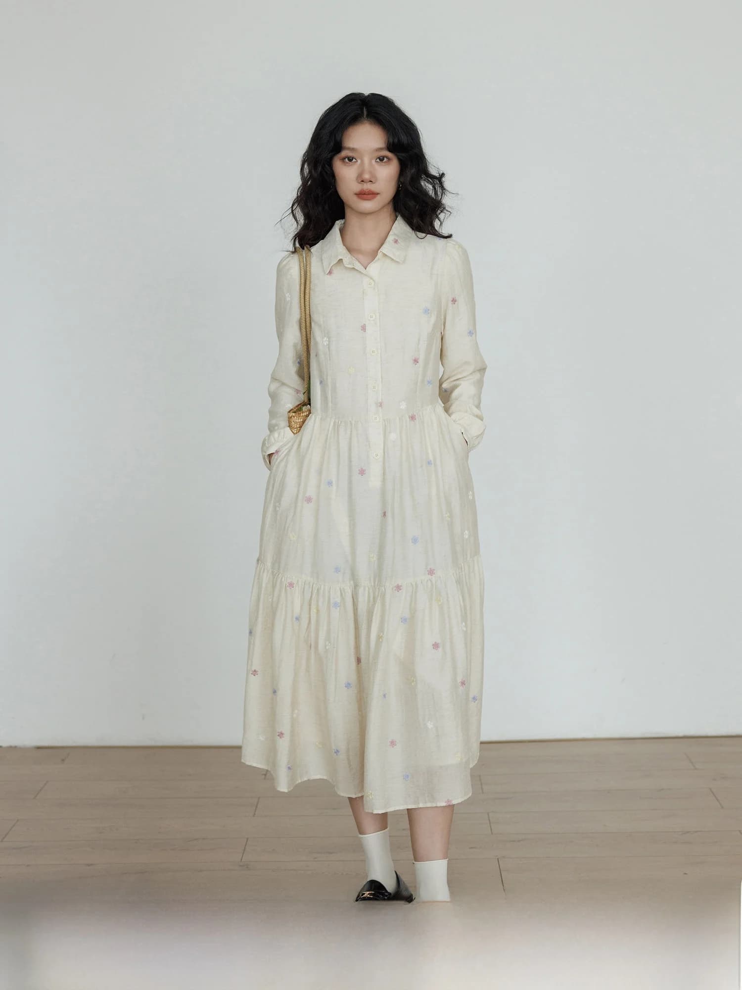 Vastand Spring Sweet Style Embroidered Dress Women's New 2026 High Waist Gel Fiber Long Sleeve Loose Fit A-Line Skirt