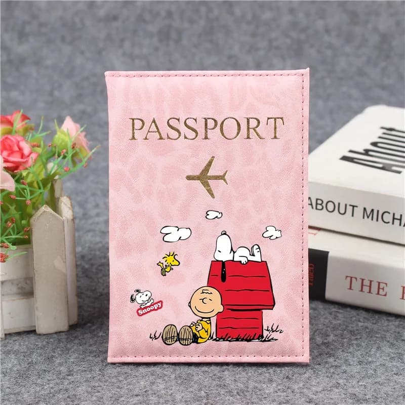 Custodia per passaporto Snoopys Airplane per donna, portafoglio Kawaii, porta carte di credito, accessori protettivi per passaporto da viaggio