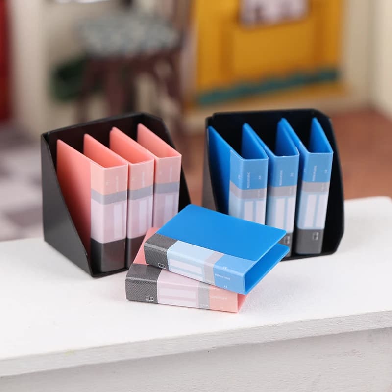 1Set modelli di cartelle in miniatura per casa delle bambole Mini lavagna con clip cartella di file per notebook scrivania da ufficio simulazione giocattoli di cancelleria
