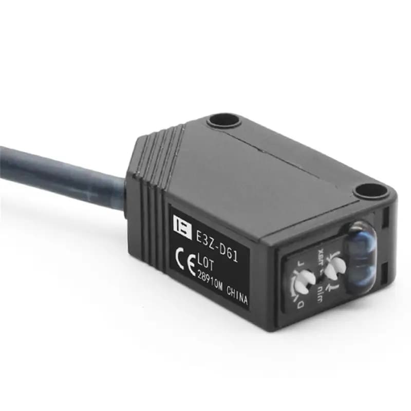Sensore Fotoelettrico a Riflessione Diffusa a Infrarossi A29F, Interruttore E3Z-D61 DC5-24V con Staffa