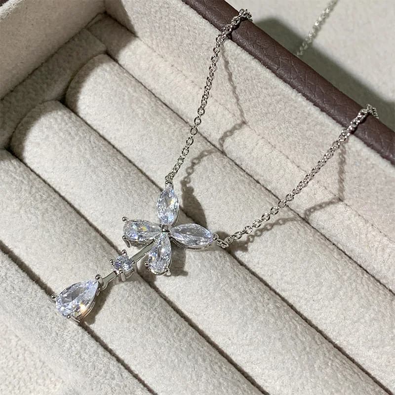 925 Classic Moissanite Fantasy Three-Dimensional Tassel Butterfly Luxurious Fashion High-End Women's Collarbone Chain Anniversar