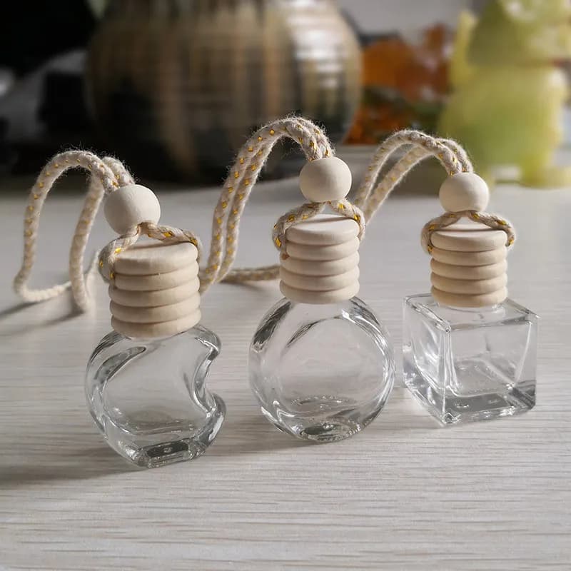 Hanging Glass Bottle for Car, Deodorant for Environment, Empty Bottle, Aromatherapy Pendant Diffuser, Car Decoration, Aromatherapy Ornament