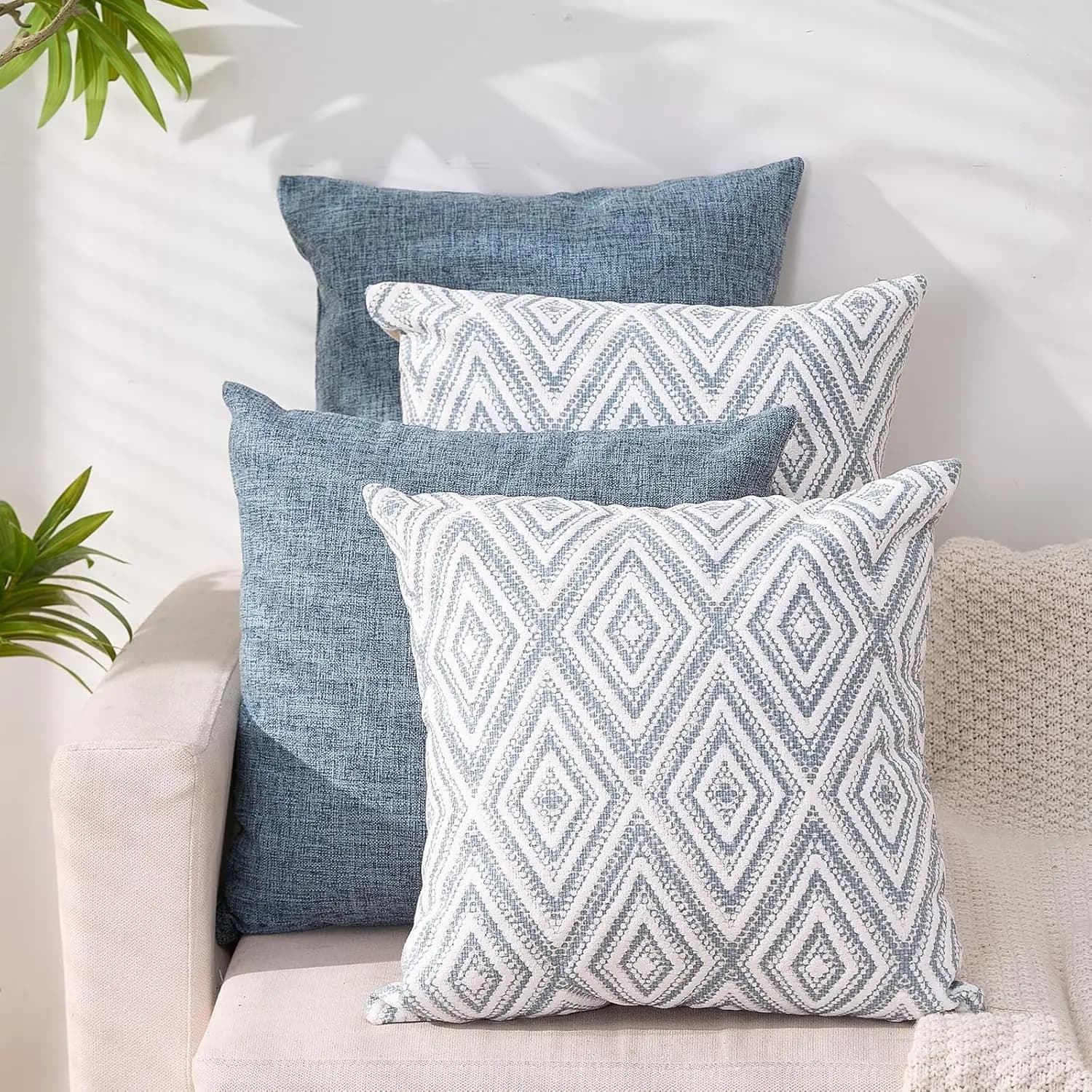 Set of 4 linen square pillow covers, 18x18 inches, blue - Decorative covers for living room