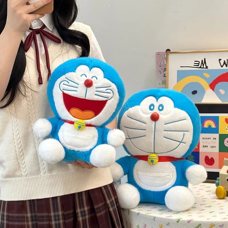 Peluche Doraemon, Cuscino a Forma di Gatto Dingdang, Giocattoli di Peluche, Animali Imbottiti, Personaggi Anime da Film, TV e Videogiochi
