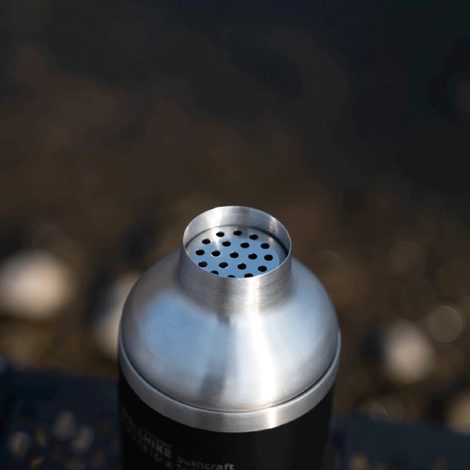 20Oz Insulated Cocktail Shaker with Strainer & Jigger Lid 304 Stainless Steel Boston Shaker No Splashing for The Home Bartender