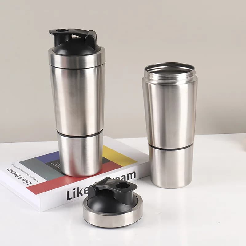 Tazza per shaker proteico in acciaio inossidabile Tazza sportiva per fitness portatile Shaker per nutrizione Tazza Bottiglie d'acqua Tazza per acqua Shaker portatili