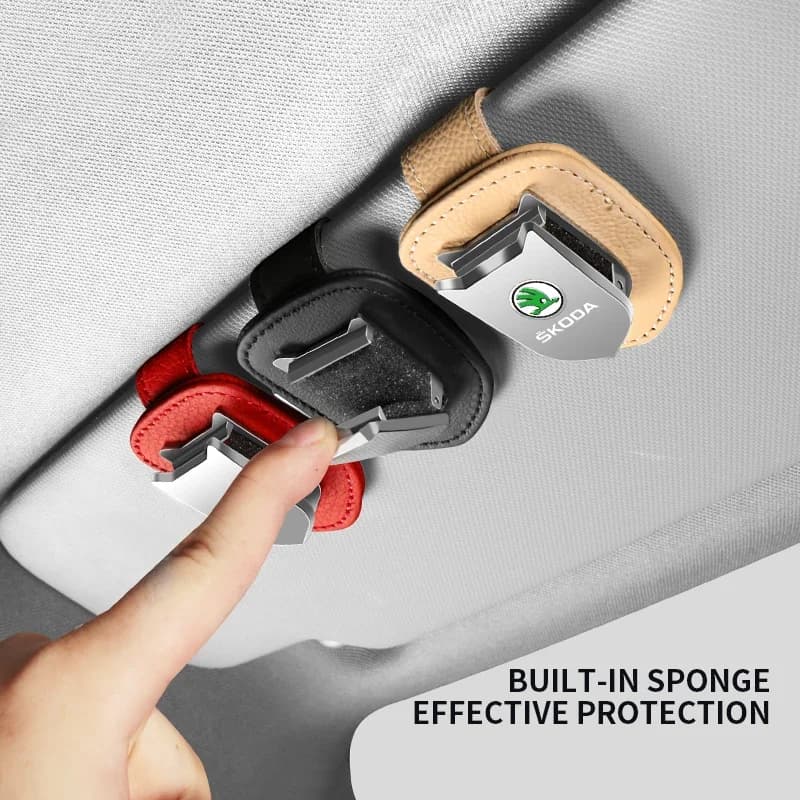 Portaocchiali Parasole per Auto SKODA 2026, Clip per Occhiali da Sole, Porta Carte e Biglietti per Skoda Octavia, Superb, Rapid, Kodiaq, Karoq, Fabia