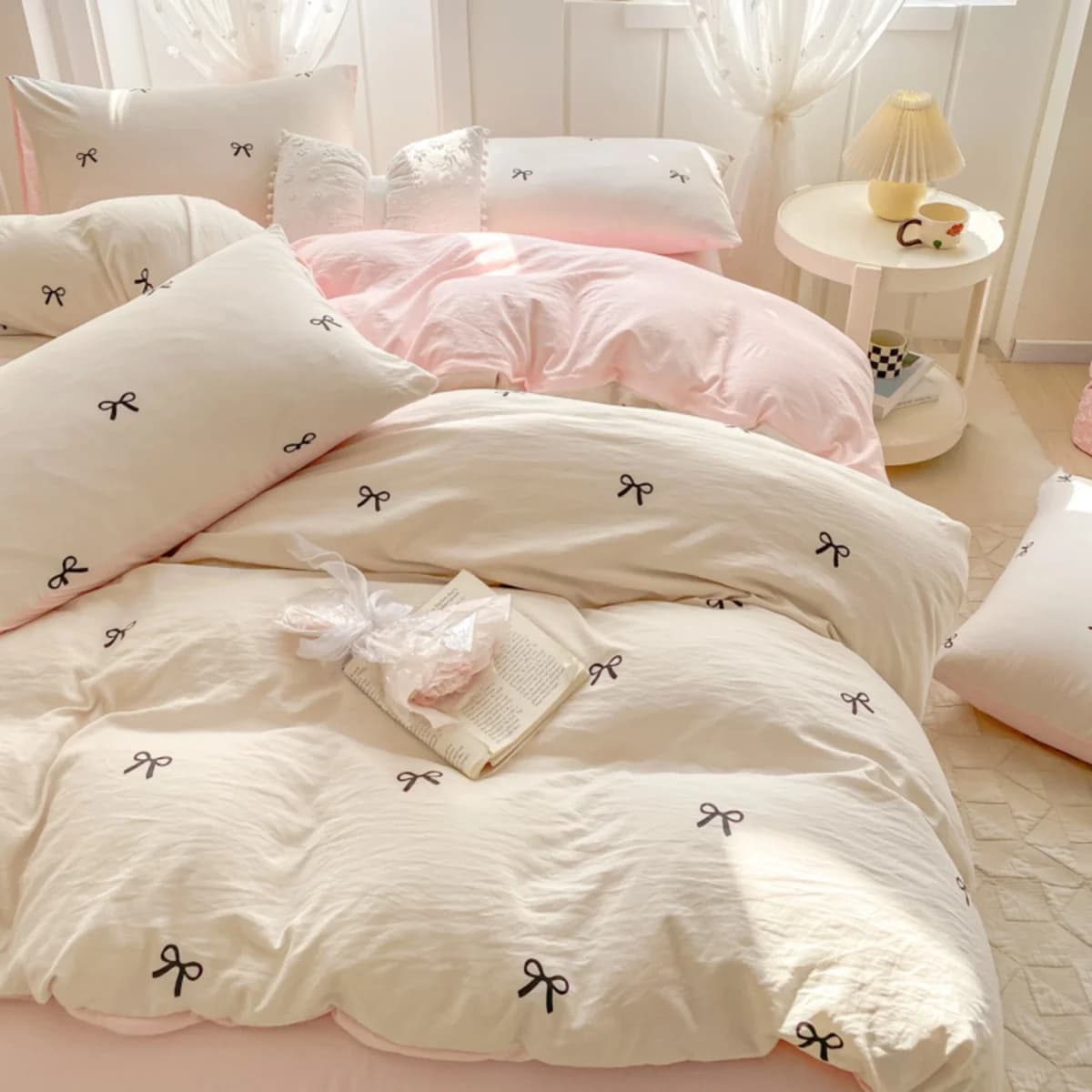 Set lenzuola da 3 pezzi Set copripiumino con ricamo bowknot rosa, comodo set biancheria da letto copriletto per tutte le stagioni