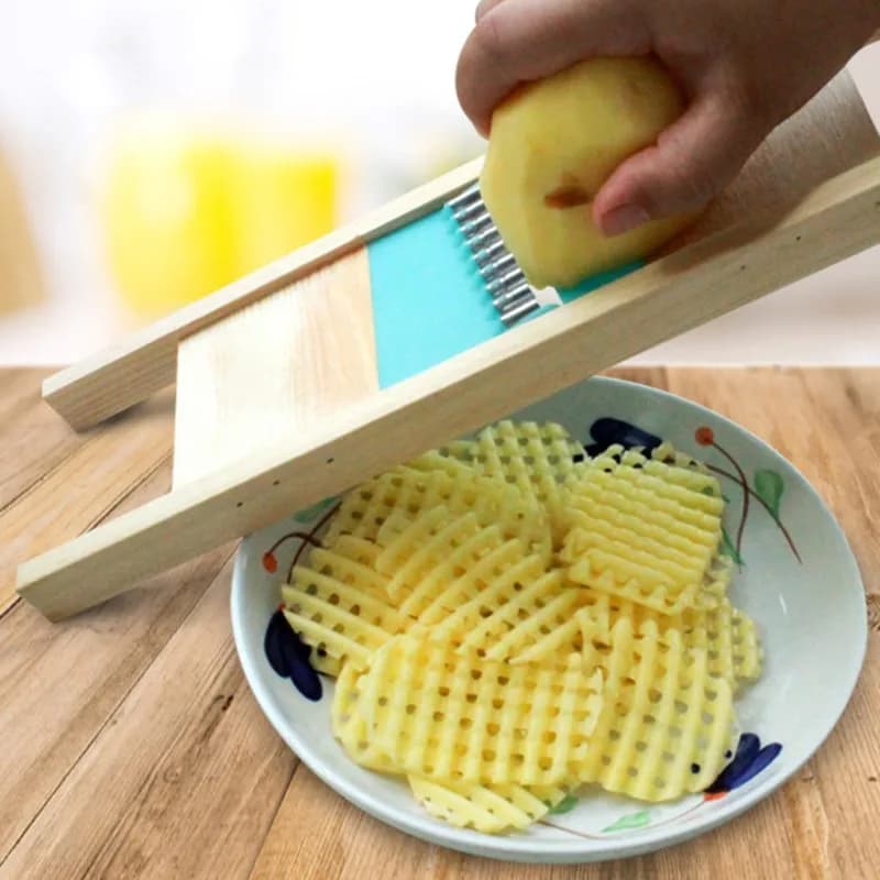Tagliapatate Multifunzionale a Griglia, Affettaverdure con Lama Ondulata, Utensile da Cucina