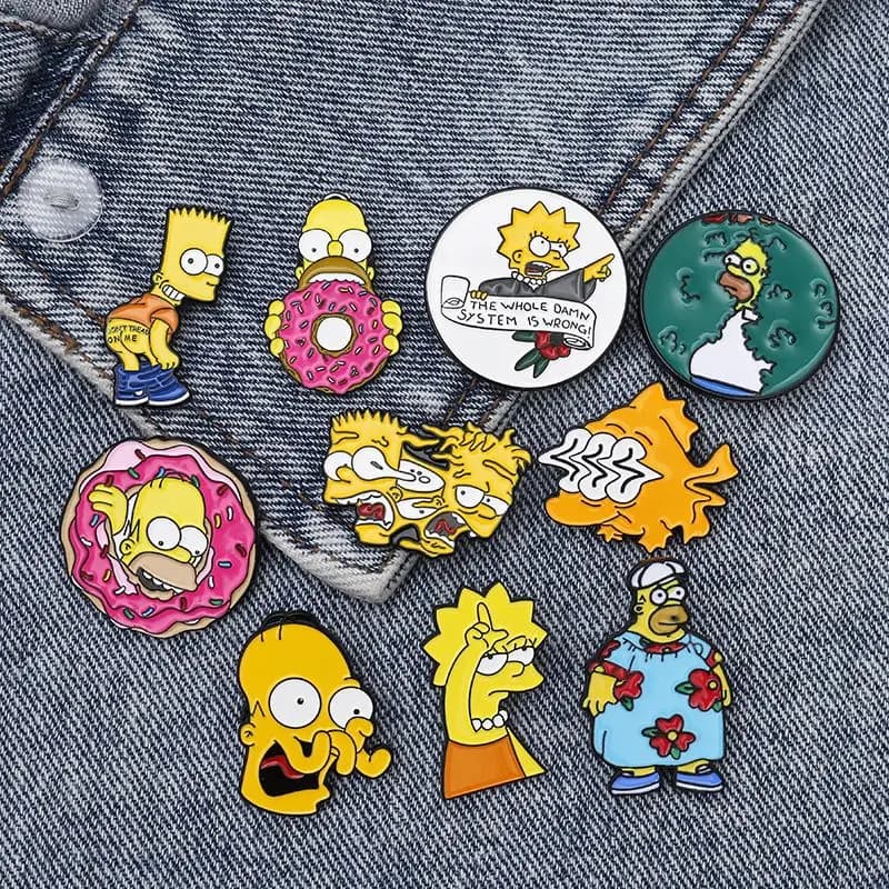 Nuovo Distintivo Divertente dei Simpson, Creativo e Bello, Stampa Cartoon per Zaini e Vestiti, Decorazione Regalo