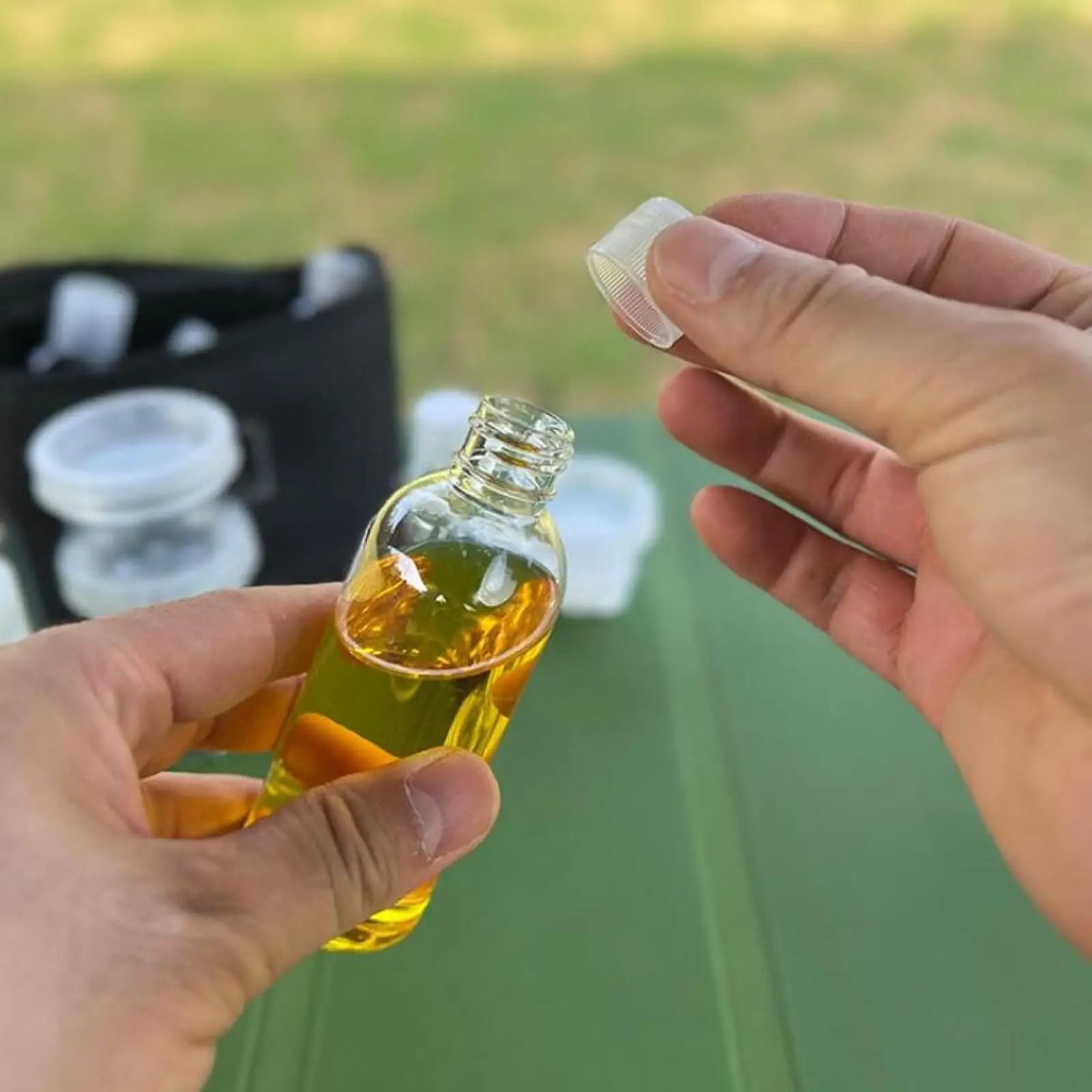 Set di 9 barattoli per spezie da campeggio, contenitori per condimenti portatili con borsa per il trasporto, contenitori per spezie per viaggi all'aperto, barbecue, campeggio