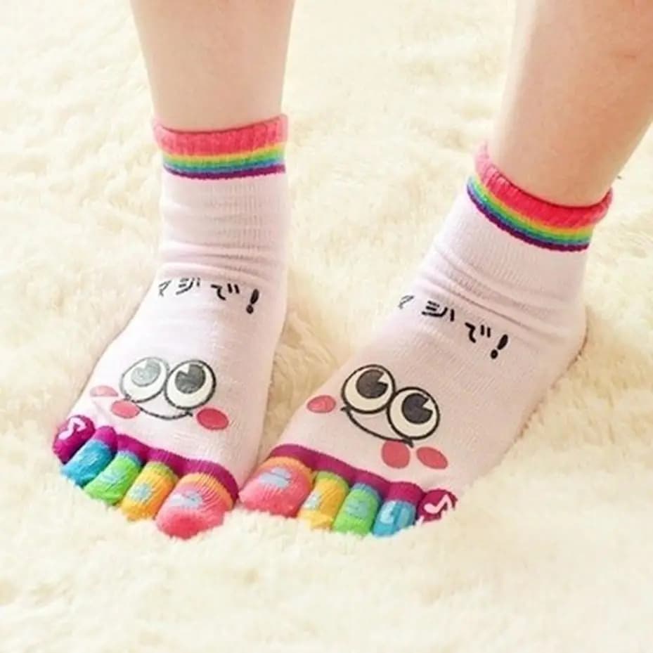 Cute Smiley Bear Pattern Five Finger Socks Women Cotton Breathable Short Crew Socks Trendy Funny Casual Daily Wear Footwear