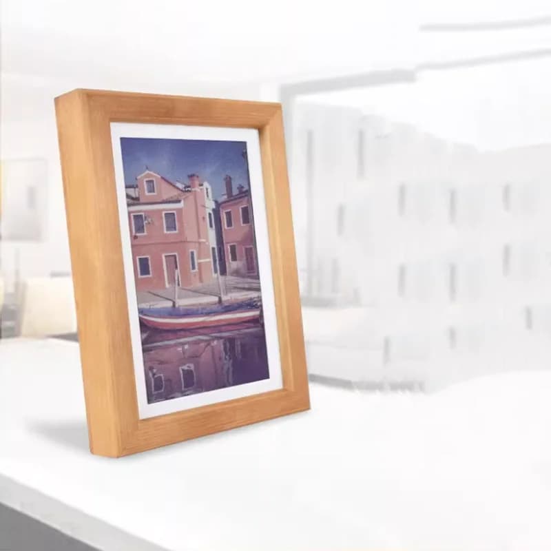 Schermo E-ink da 7,3 pollici Album digitale a colori ACeP7 Standby extra lungo Cornice per foto in legno massello RTC integrata