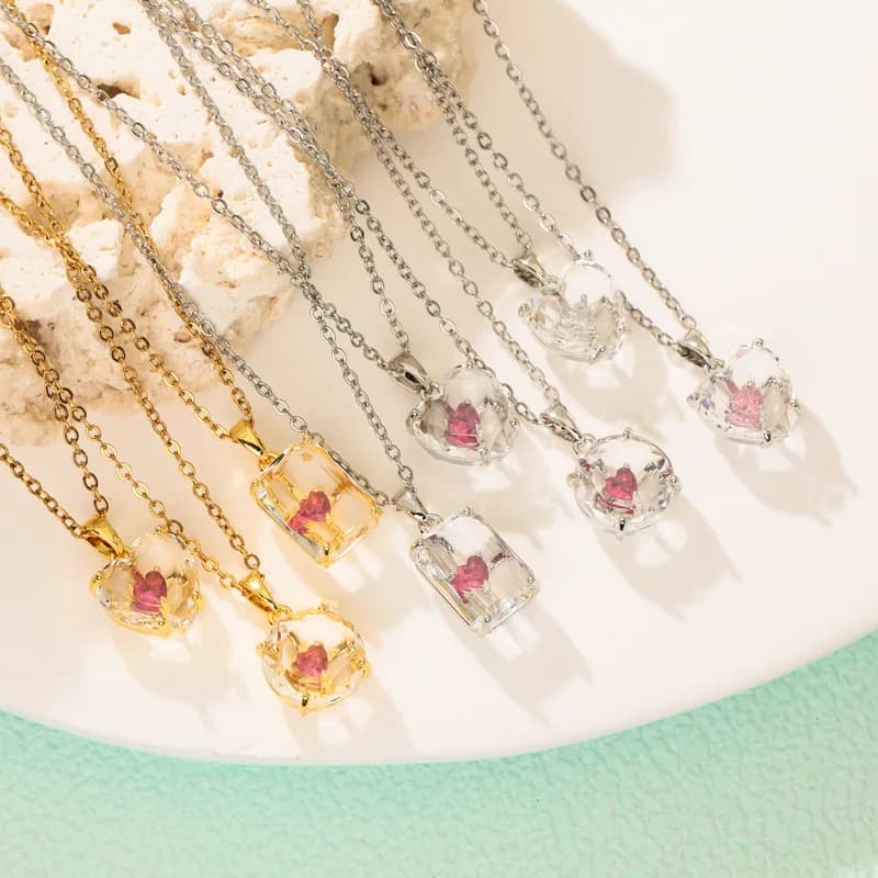 2026 New Transparent Love Heart Pendant with Colored Zirconium, Creative Eternal Flower, Fresh and Sweet Clavicle Chain