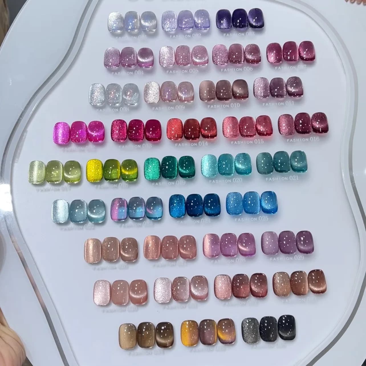 2026 U Omeei 36 Colors Cat Eye Gel Polish Set Oem Private Label Diamond Glitter Disco Uv Gel Nail Polish Set Supplies