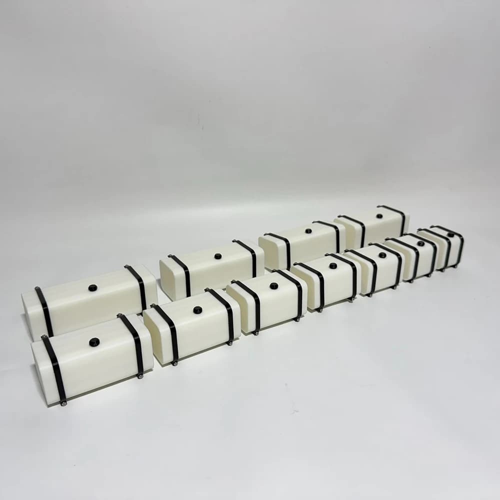 Decorazione del serbatoio del carburante in plastica simulata per 1/14 Tamiya RC Truck SCANIA 770S VOLVO 750 Mercedes-Benz ACTROS 3363 MAN Parti di automobili