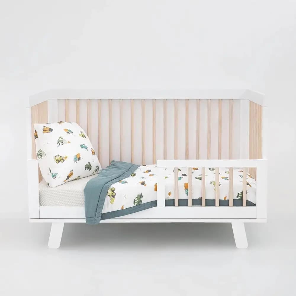 Bed linen set in 3 pieces | Down jacket, bed linen and pillowcase | Mussola Morbida e Traspirante | Suitable for cots and children's beds (Work Trucks)