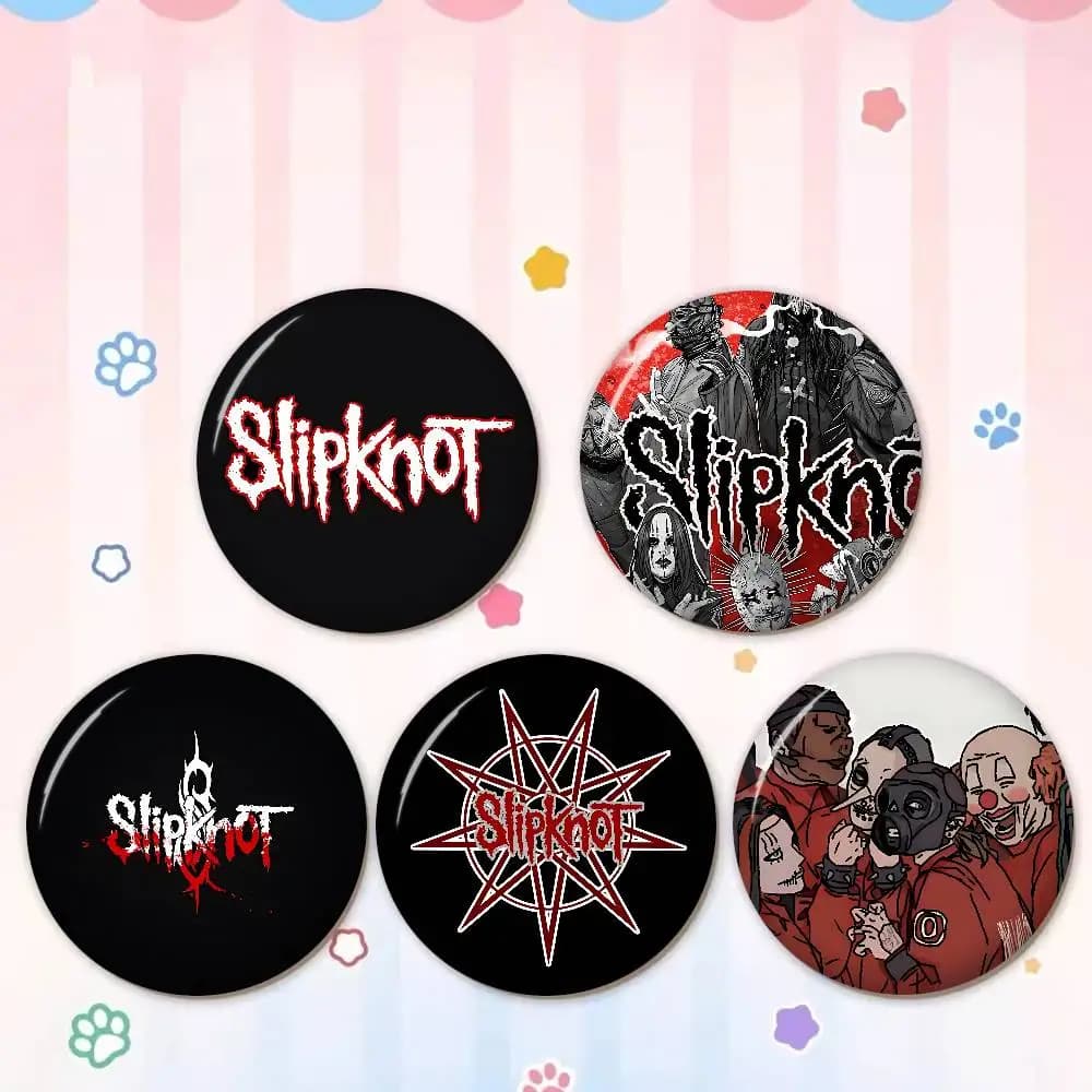 Spilla Morbida a Bottone Nuova Band S-Slipknot Music, Distintivo Meme Divertente e Pazzo Gnarpy su Skateboard, Regali da Collezione per Gamer