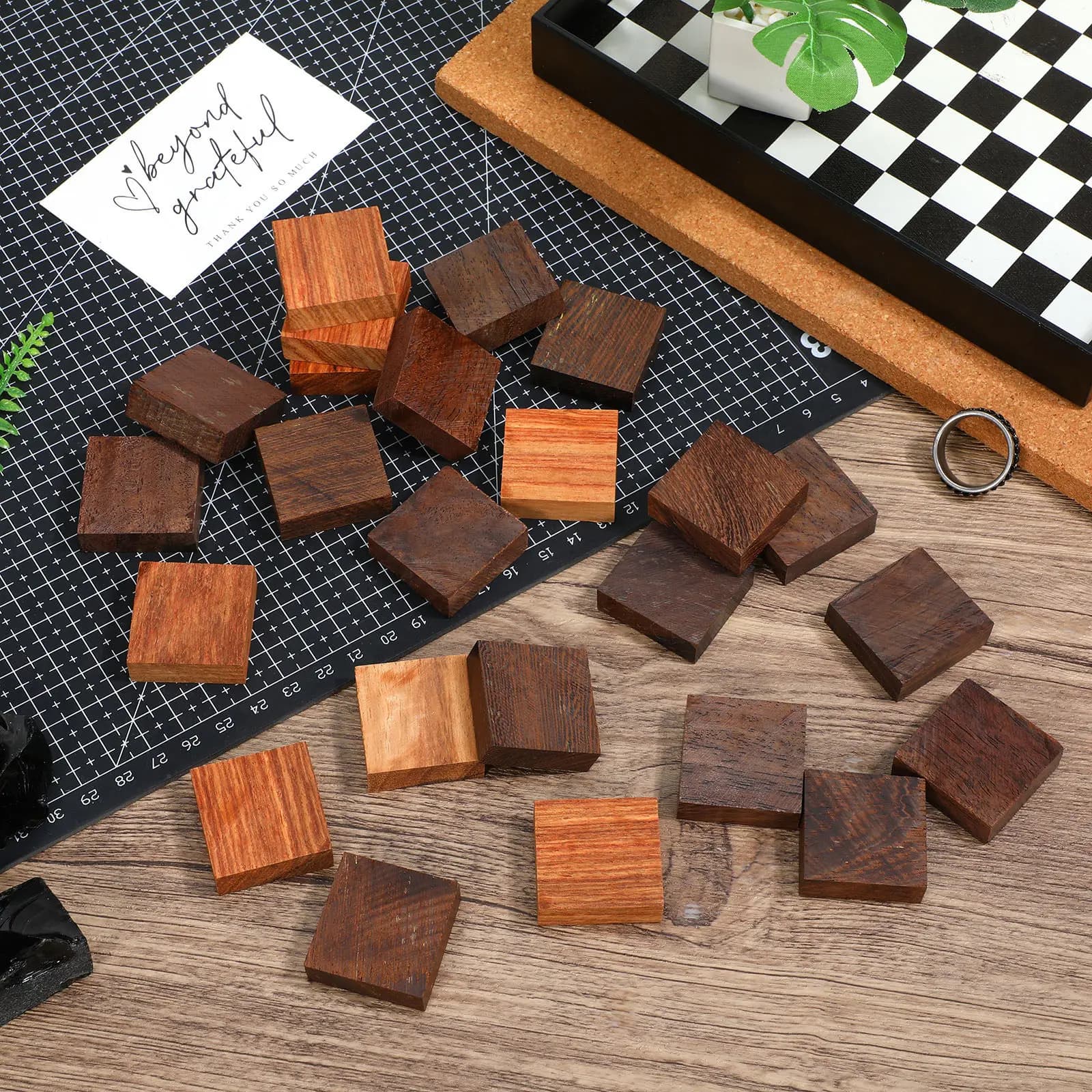 24 Pezzi di Anelli in Legno Naturale per Creazione di Anelli Fai-da-Te, Pittura, Disegno, Incollaggio, Materiali Artistici per Insegnanti