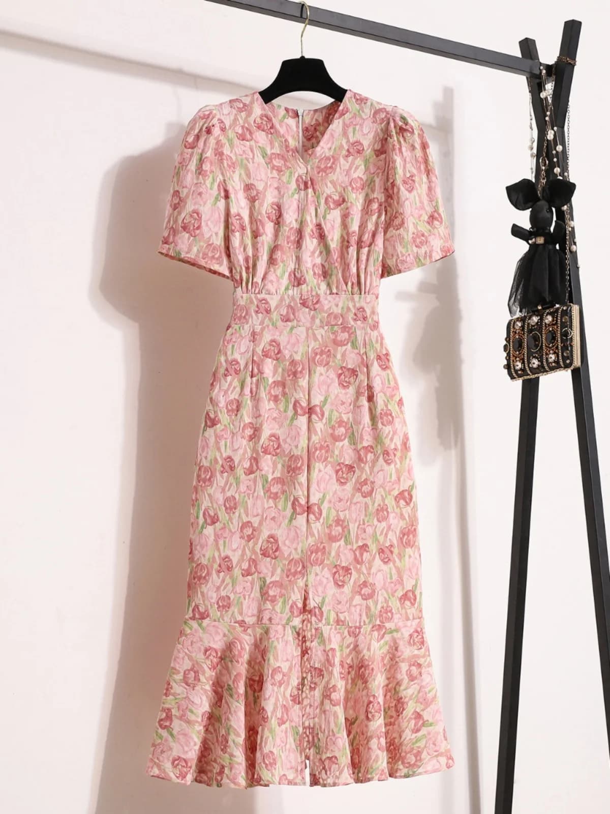 plus Size V-Neck Midi Dress Floral Print Short Sleeve Fish Tail Skirt High Waist Slimming Summer New Women's Clothing Dress