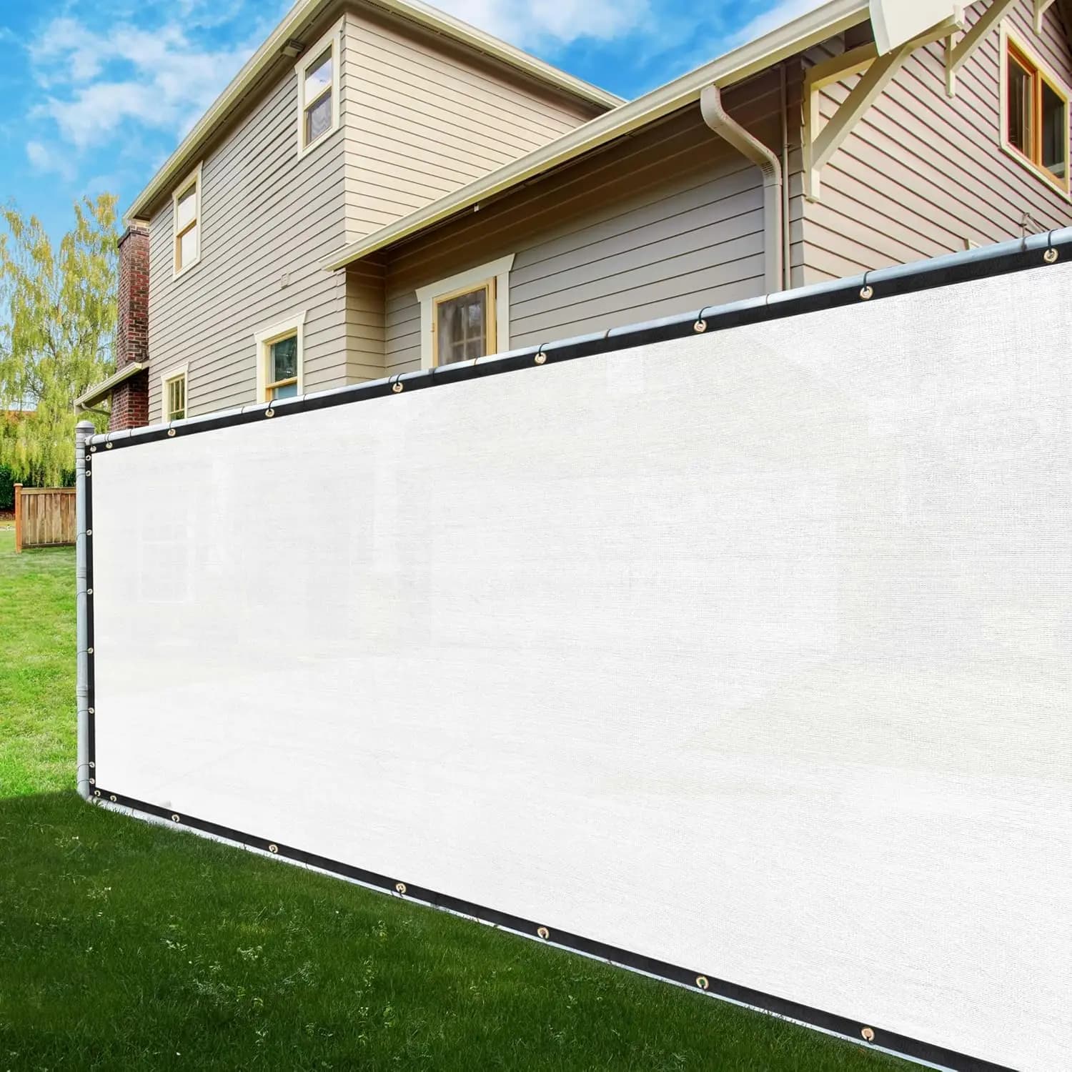 Telo frangivento e ombreggiante bianco 6' x 50', blocco del 90%, con occhielli, resistente, di grado commerciale con fascette stringicavo