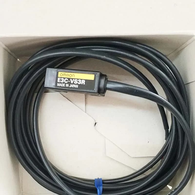 New original Japanese E3C-VS3R reflective photoelectric switch sensor separated diffuse reflective detector E3C-VS3R
