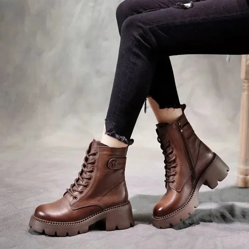 Tendenza Scarpe da donna Autunno Stivali in pelle antiscivolo Zip Scarpe con punta tonda per le donne Concise per il tempo libero Stivali con plateau da cucire Botas Mujer
