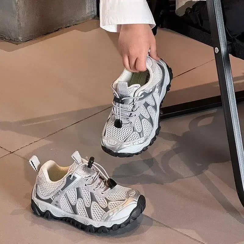 Scarpe per Bambini Primavera-Autunno 2026, Sneakers KPOP in Pelle Traspirante, Scarpe Casual da Esterno Antiscivolo alla Moda per Bambini e Bambine