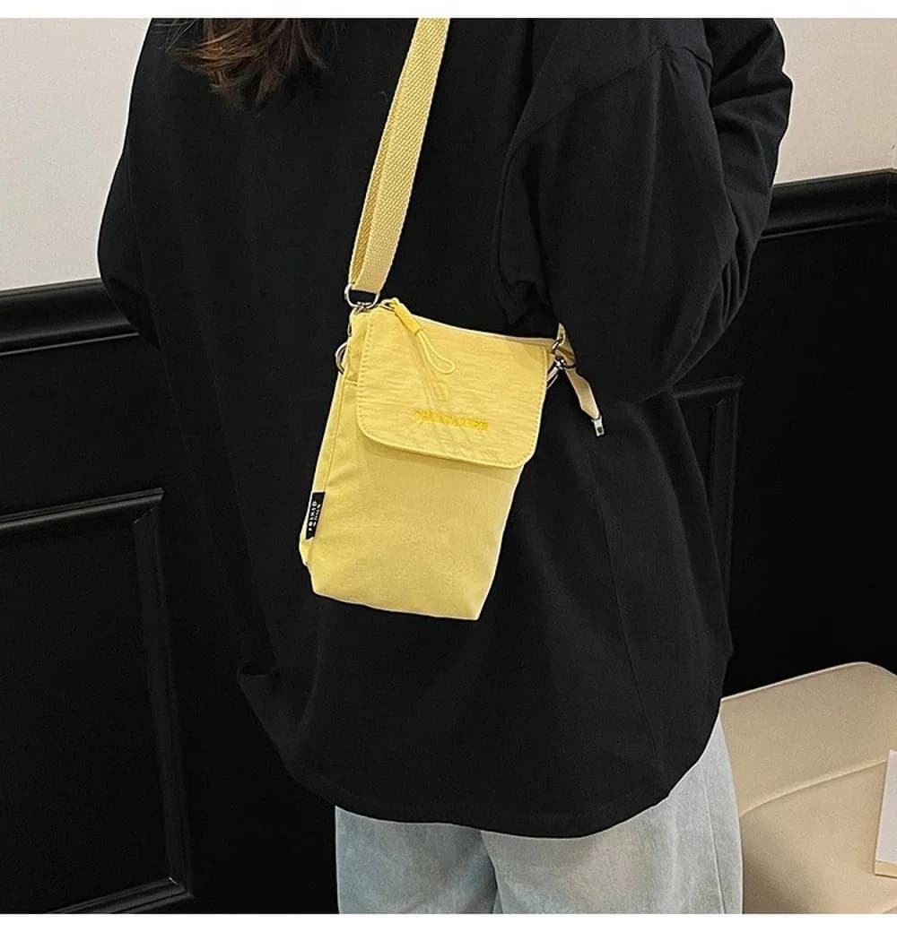 Trendy Nylon Phone Bag Mini Size Ultra Lightweight Coin Purse Solid Color Adjustable Strap Crossbody Bag Unisex