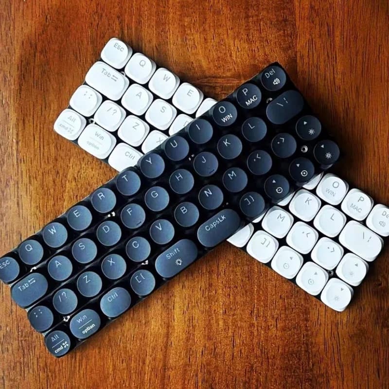 Tastiera K54a a Basso Profilo Cablata 45 Tasti Portatile con Switch Rossi Personalizzati QMK/VIAL RGB Ergonomica per Gaming