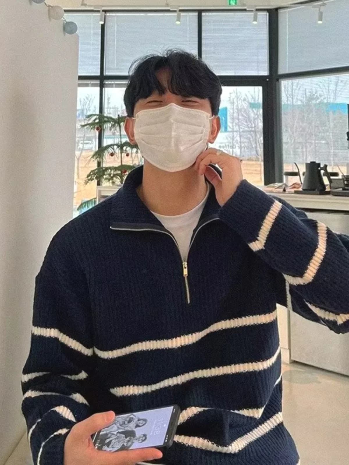 Maglione lavorato a maglia a collo alto stile coreano da uomo, a righe, slim fit, a maniche lunghe, con cappuccio, modello Sea Soul, abbigliamento casual di tendenza