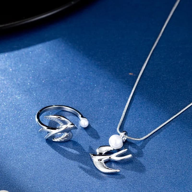 Chase and Birds Pearl Necklace Fresh Niche Design Light Luxury Temperament Advanced Sense Simple Clavicle Chain
