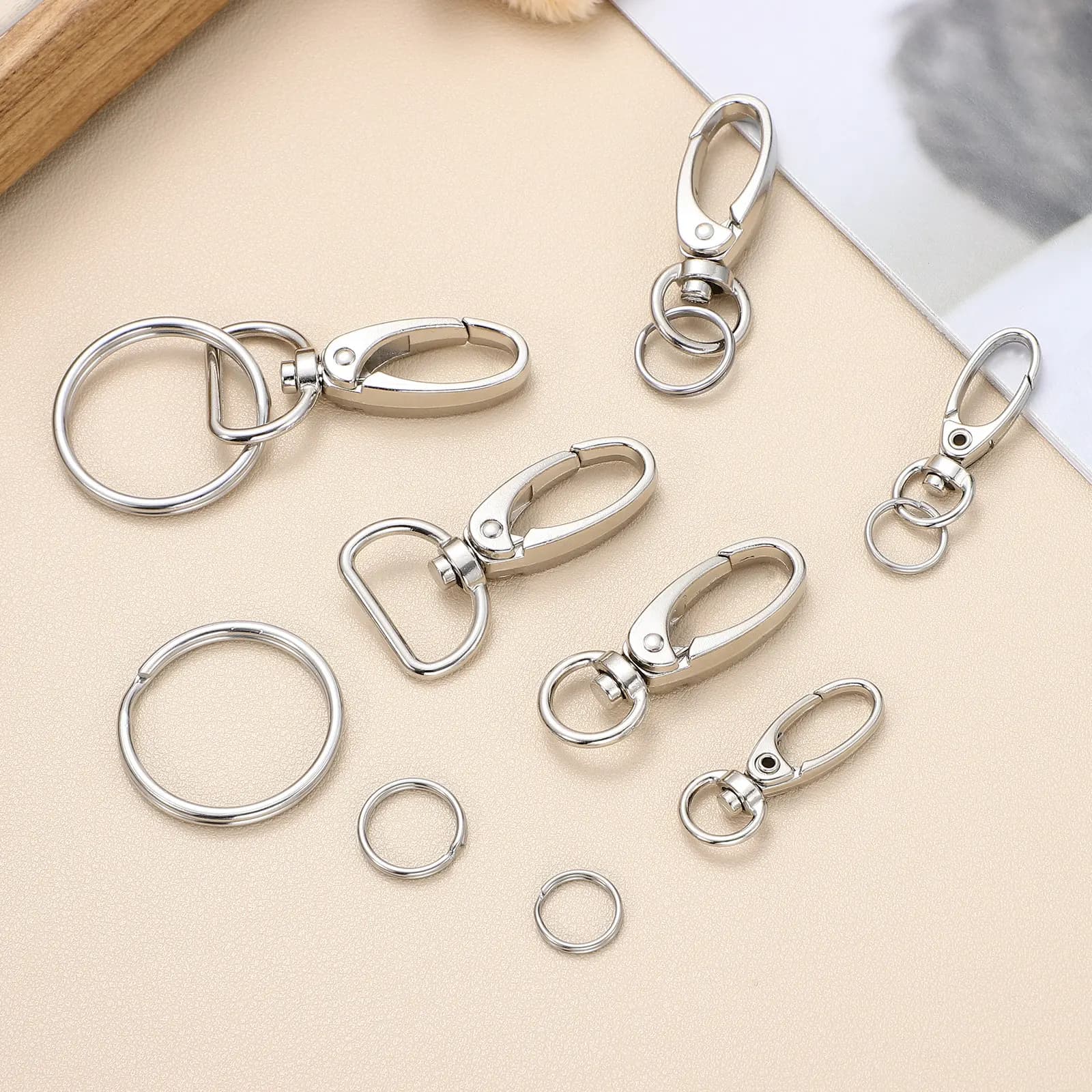 1Set Dog Tag Clip Leash Clips Zinc Alloy Quick Release Pet Id Name Tag Holder for Collars Harnesses Rust Resistant