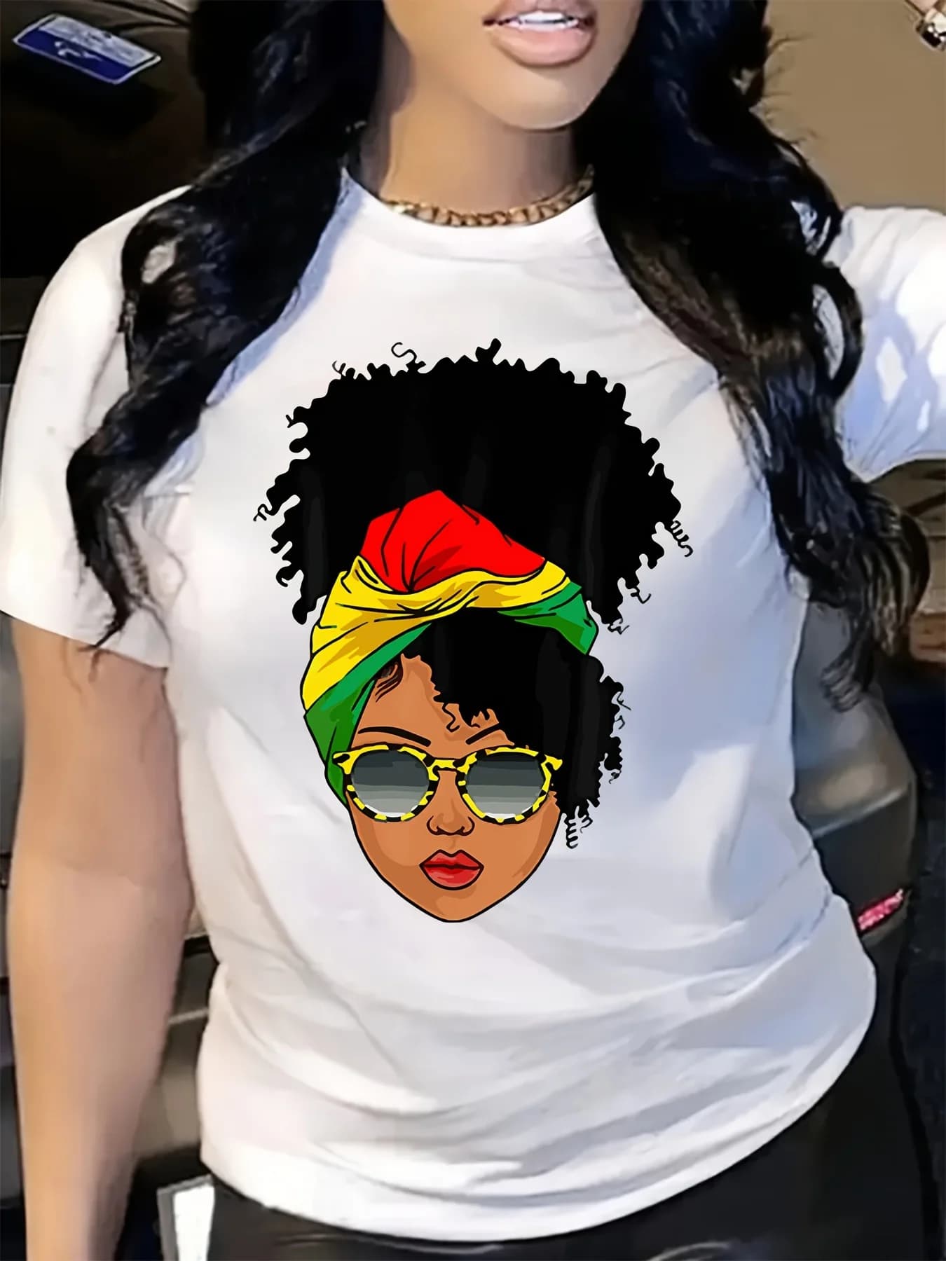 T-shirt a maniche corte con collo rotondo allentato sportivo casual da donna estiva con motivo ritratto femminile afroamericano