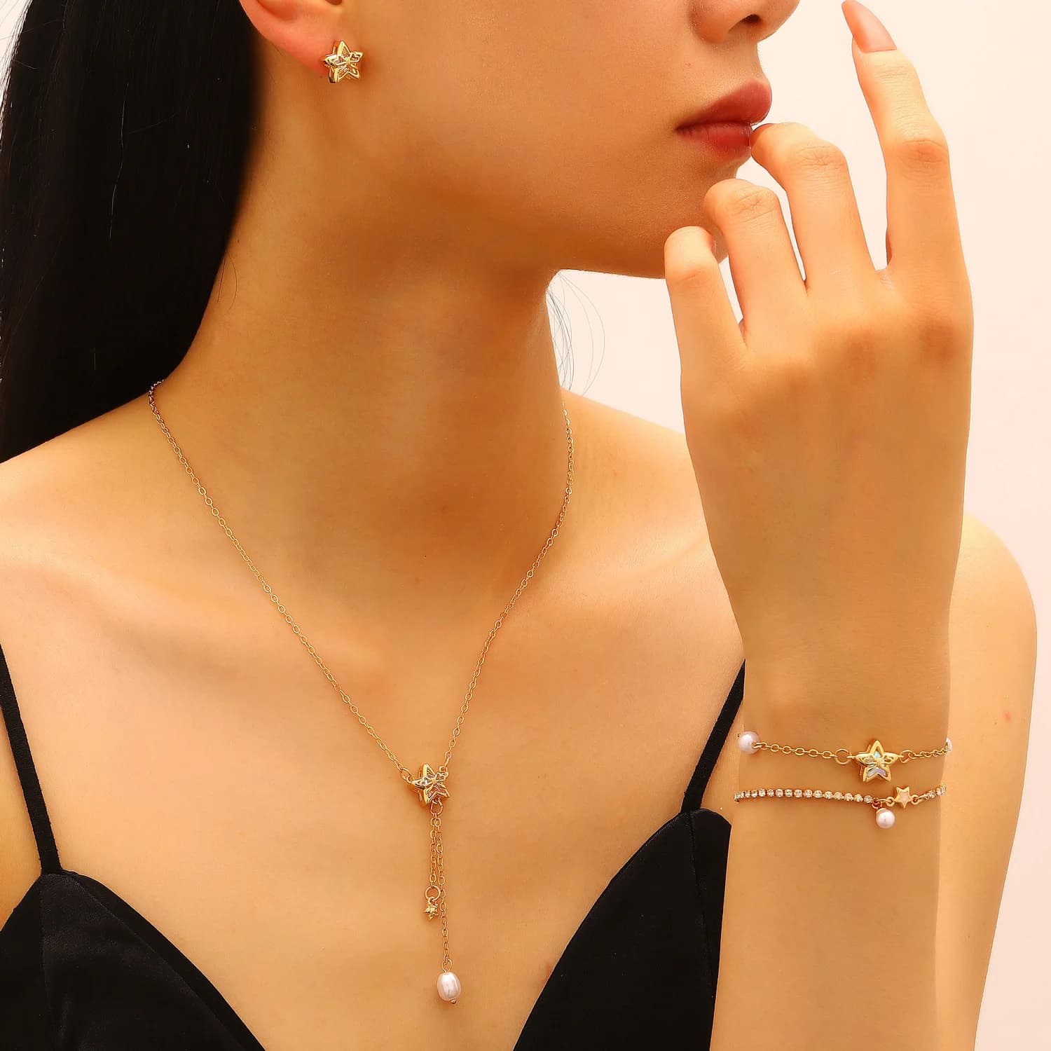 Set di Gioielli di Lusso in Rame e Zirconi a Forma di Stella con Perle e Nappe, Collana, Orecchini e Bracciale, Accessori per Uso Quotidiano da Donna