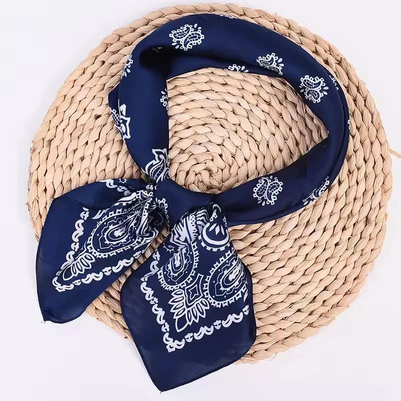 Women's Square Silk Scarf 70*70 cm Printed Neck Scarf Islamic Face Silk Flower of cashews Square Scarf Bag Accessories