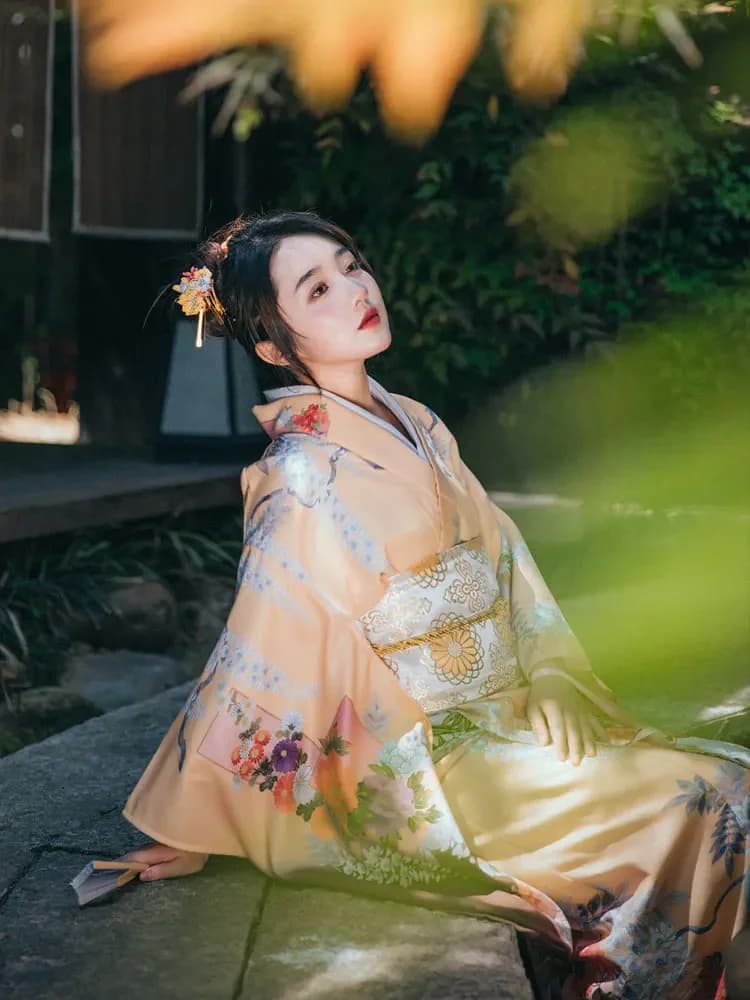 Women's Traditional Japanese Kimono Color Yellow Flower Prints Summer Yukata Retro Dress Cosplay Clothing Bathroom Heads