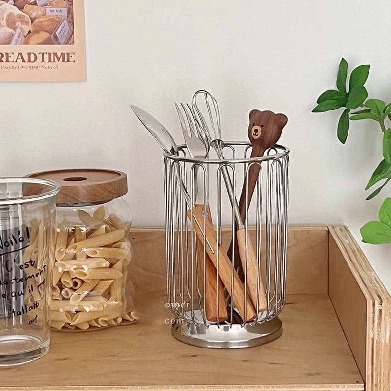 Ins Contenitore di stoccaggio cilindrico Cucchiaio da tavolo Stoviglie Contenitore di scarico in acciaio inossidabile Contenitore di stoccaggio per pettine per pennelli per trucco di cancelleria