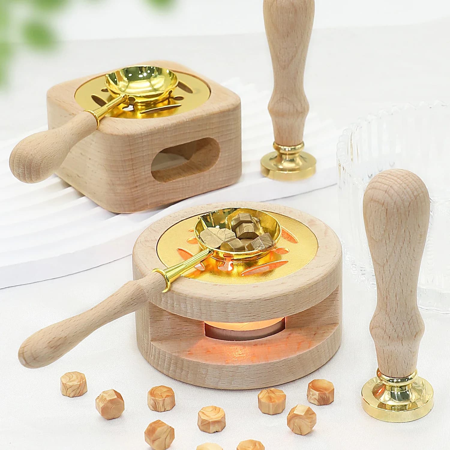 1 Set Wax Melting Lacquer Furnace With Spoon Wax Bead Melting Heater Wax Pot Heater For Wedding Gifts Card Stamp Crafting