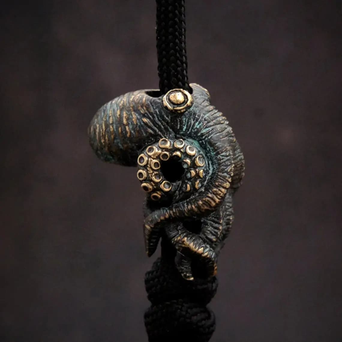 Polpo Coltello in ottone Perline Outdoor EDC Ombrello Corda Ciondolo Braccialetti Paracord fai da te Accessori Cordino Appendini